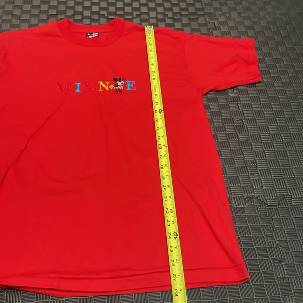 Red short sleeve t shirt with Minnie Mouse size large - Picture 6 of 8